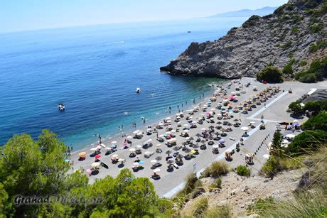 campo nudista|Paraíso nudista, Playa de Cantarriján, La Herradura, Granada